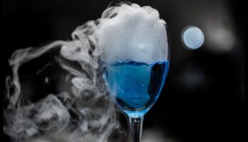 Μαγειρική Δημιουργικότητα με Μοριακή Μιξολογία: Δημιουργία Μοναδικών Κοκτέιλ